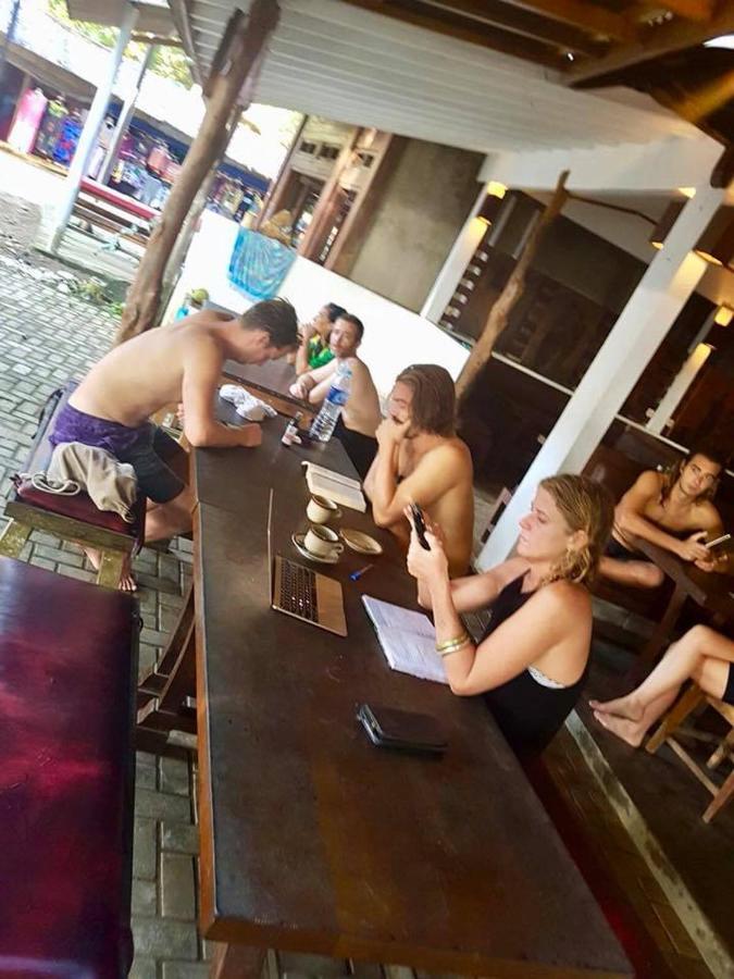 Bk Homestay, Batukaras المظهر الخارجي الصورة